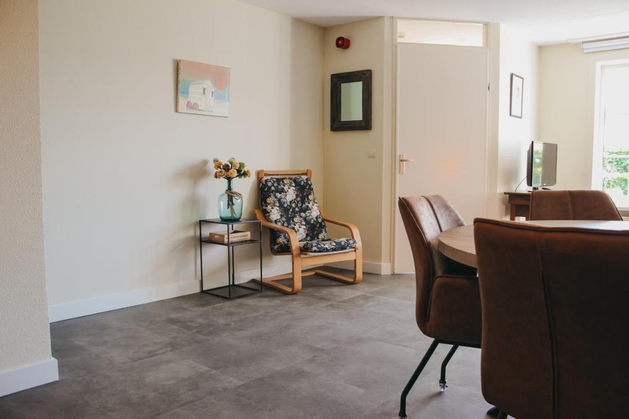 Appartement met bedstee Retranchement Buitenkant foto